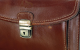 LS 65454 Ανδρική δερμάτινη τσάντα χειρός με λουράκι καρπού Κονιάκ