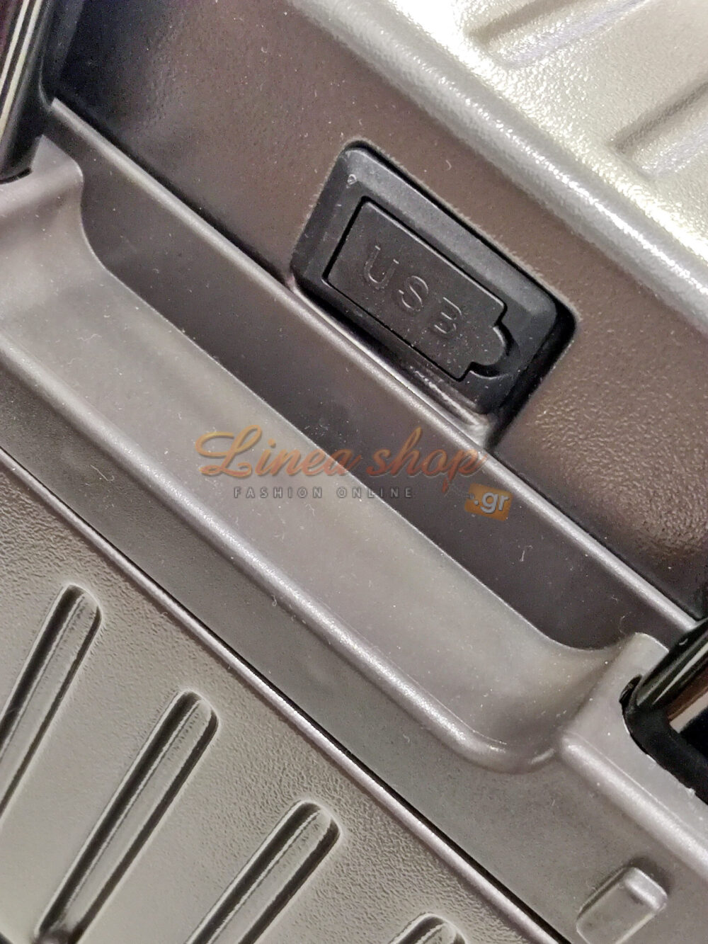LS 2514/XL άθραυστη βαλίτσα πολυκαρμπονικού πολύ μεγάλη (XL) μεγέθους.